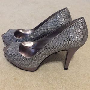 Nine West high heel shoes